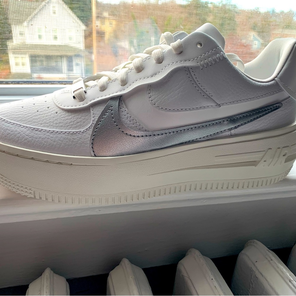 Nike Air Force 1 women sneakers size 8.